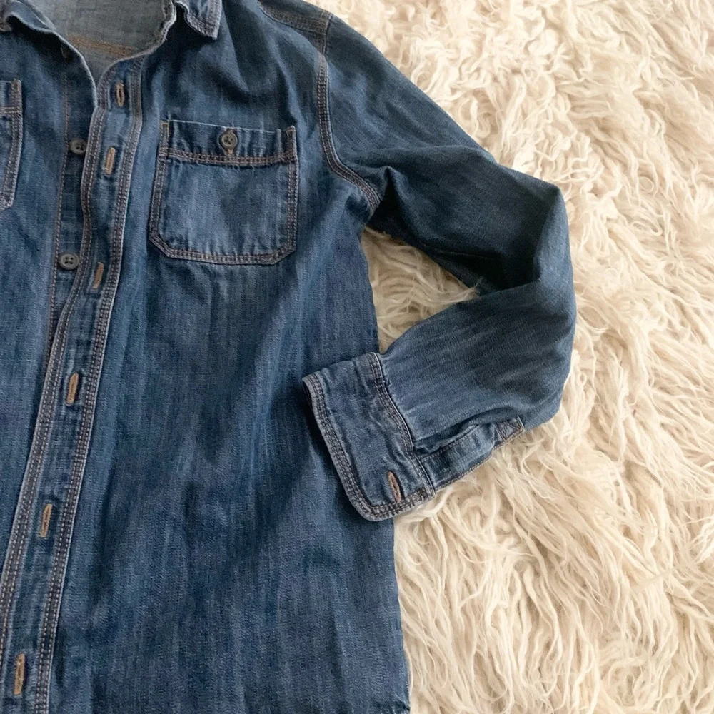 Crazy 8 | Long Sleeve Button Down Shirt Top Denim Blue Chambray M - Picture 7 of 10